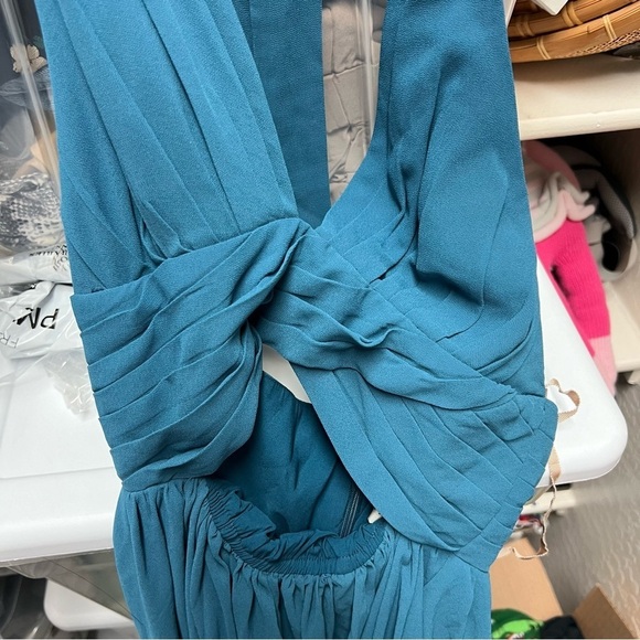 Fame And Partners Cut Out Pleated Teal Maxi Dress - Picture 14 of 14